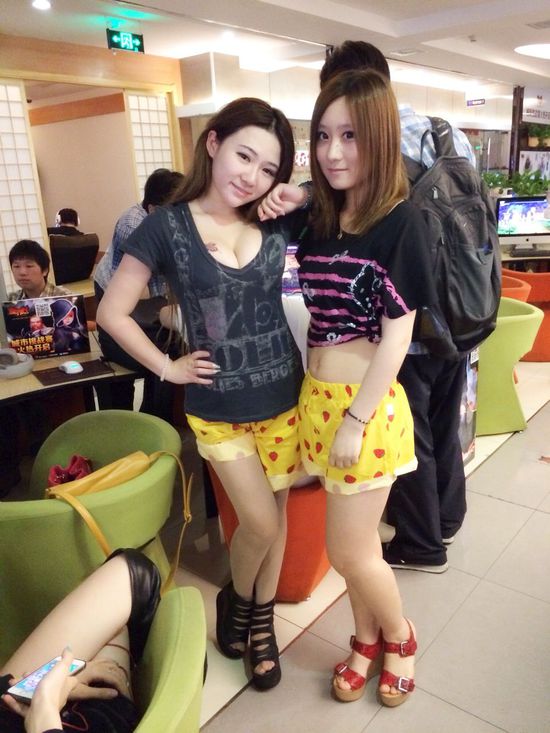 魔界村城市挑战上海<em>站</em>-猛汉<em>萌妹</em>应援团_网易游