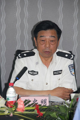 西安市车管所推行服务意识超前化打造一流车管