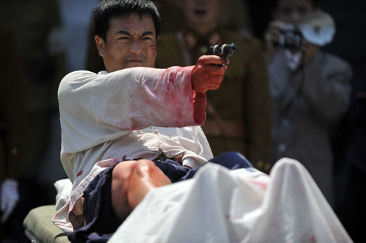 《借枪》大结局上演"荒诞"绝杀 电视版"风声"接档