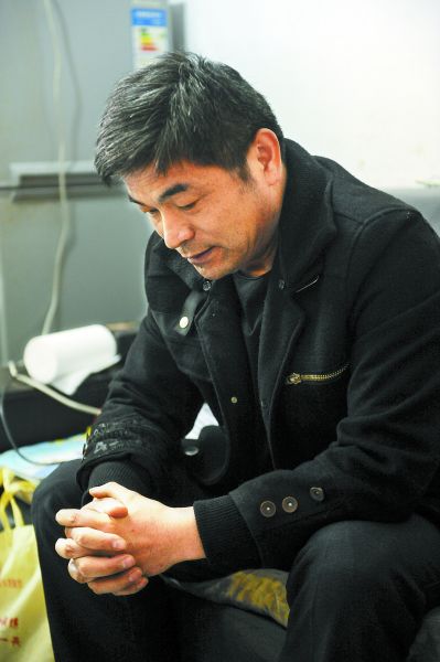 郭刚堂:骑行寻子18年 帮助重圆7个家(组图)